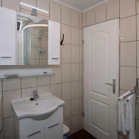 Apartment Puntamika *