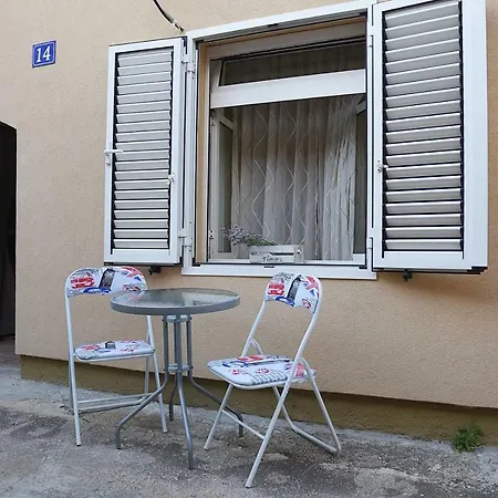 Apartment Puntamika *